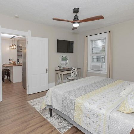 In The Heart Of Little Italy! Free Parking! Apartment คลีฟแลนด์ ภายนอก รูปภาพ