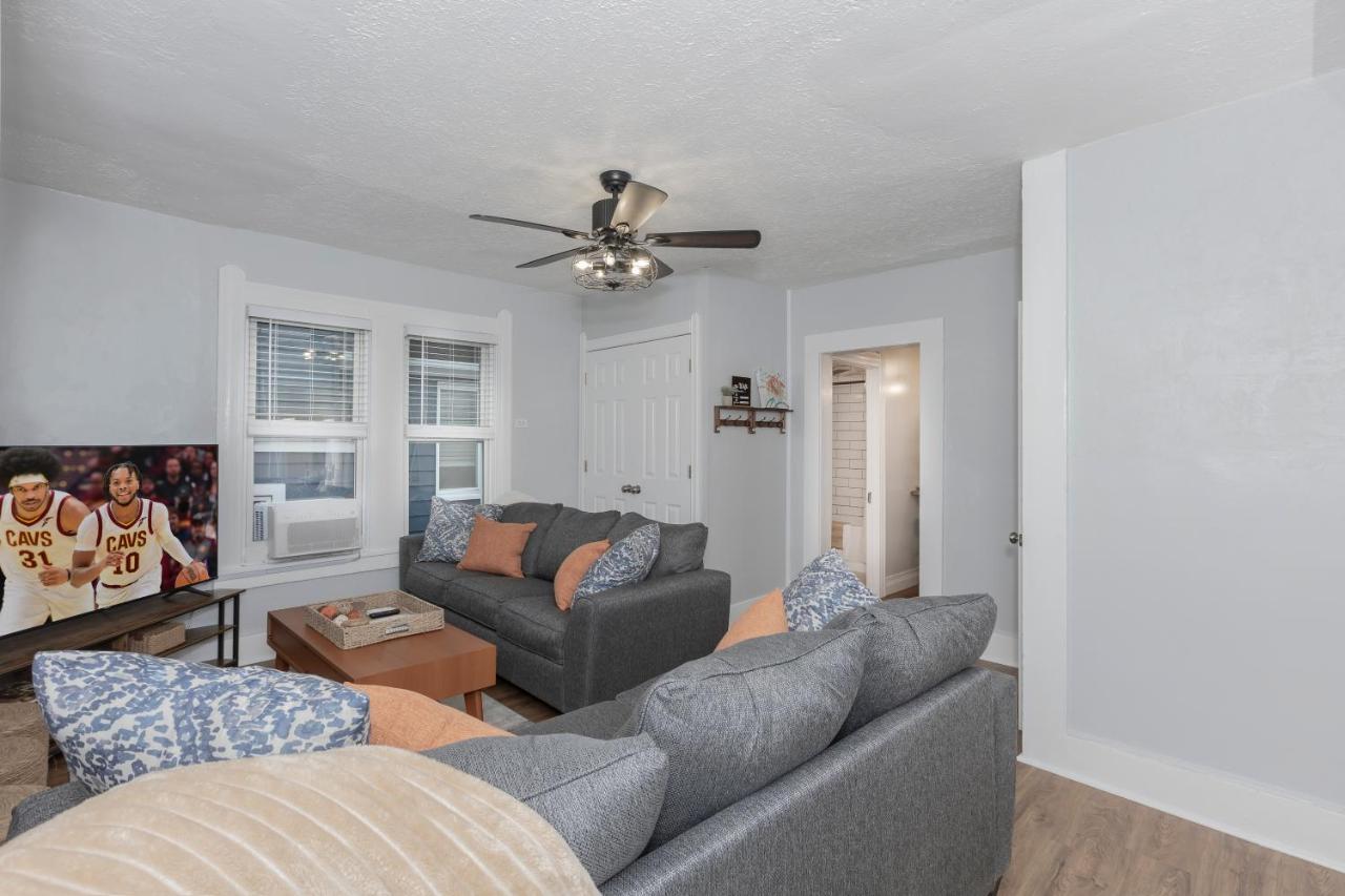 In The Heart Of Little Italy! Free Parking! Apartment คลีฟแลนด์ ภายนอก รูปภาพ