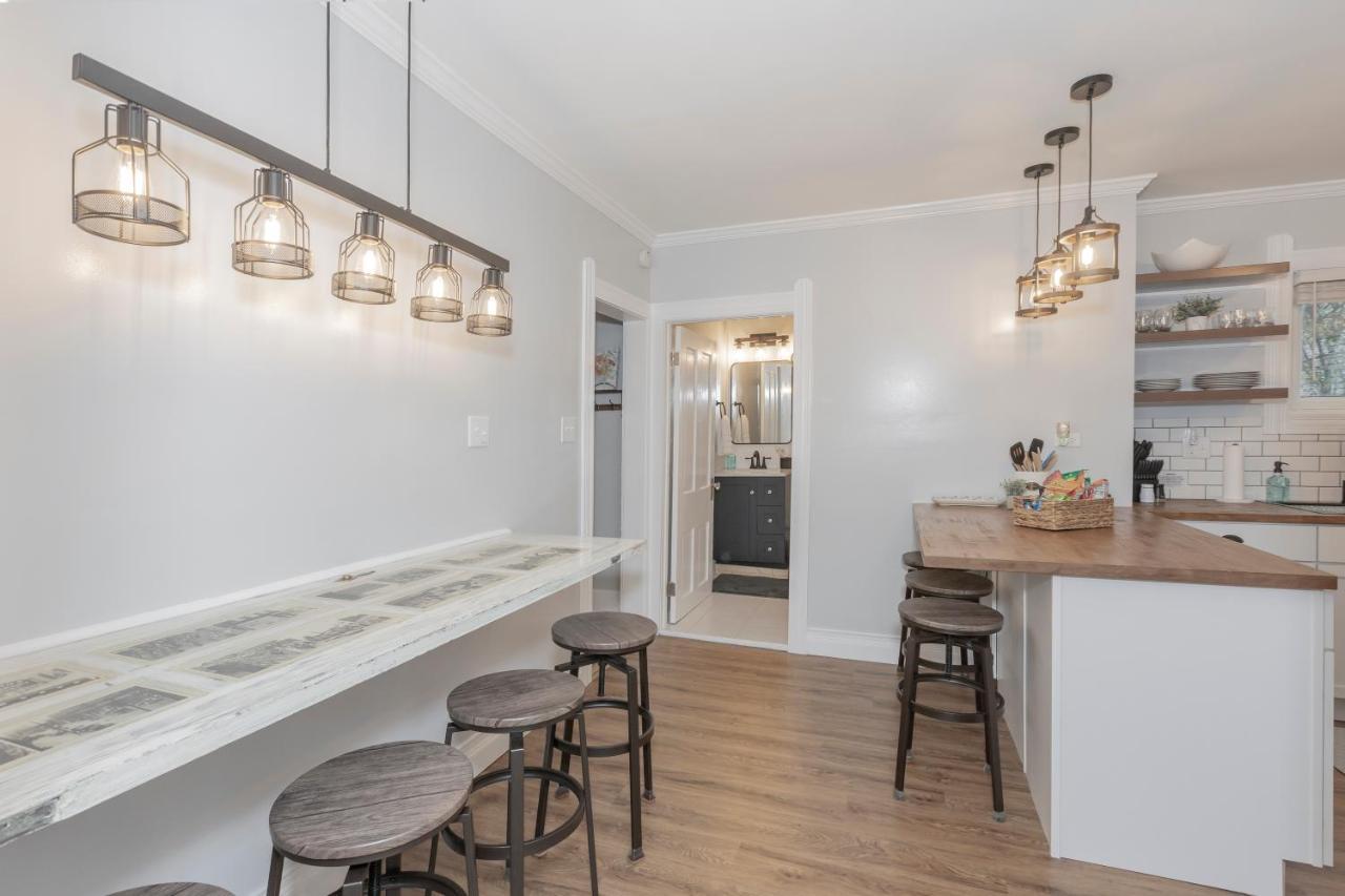 In The Heart Of Little Italy! Free Parking! Apartment คลีฟแลนด์ ภายนอก รูปภาพ